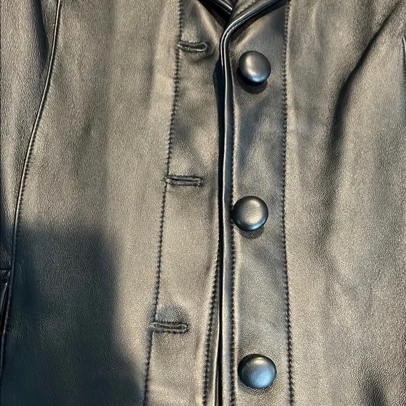 Pamela Dennis Black Leather Jacket Sleek Sophisticated Design - Picture 4 of 7